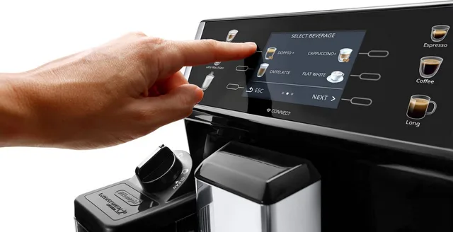 Kaffeevollautomat PrimaDonna Class ECAM550.65.SB - Perfekter Milchschaum, 5 Kaffeestärken, Mein Kaffee Funktion, 3,5'' Farbdisplay von De'Longhi – Produktfoto 3 von 5