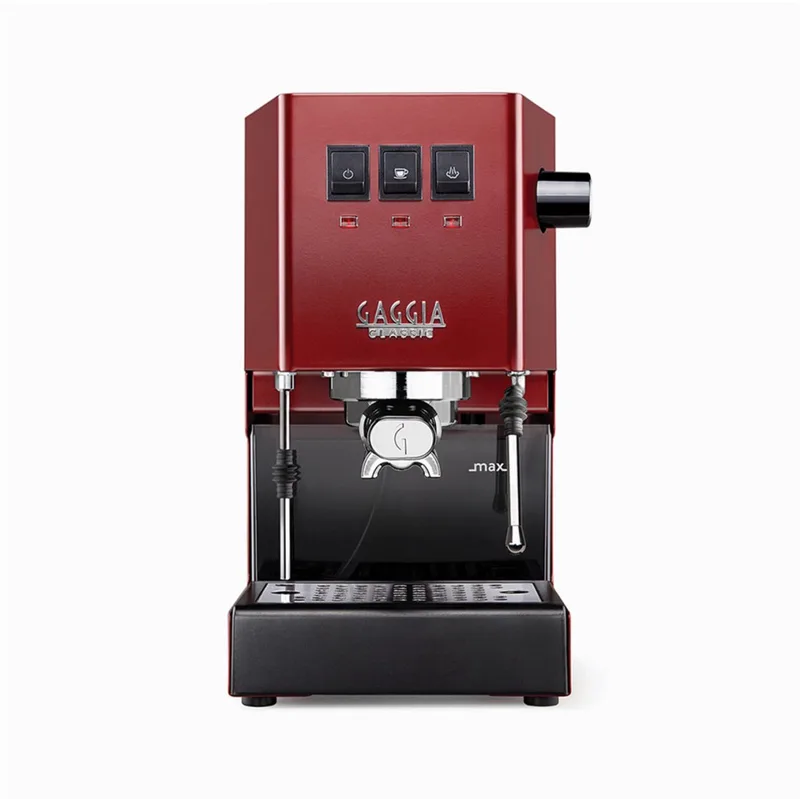New Classic E24 Espressomachine - 58 mm Professionele Filterdrager - Messing Boiler - Professionele Stoompijp - Cherry Red van Gaggia in Rood – productfoto