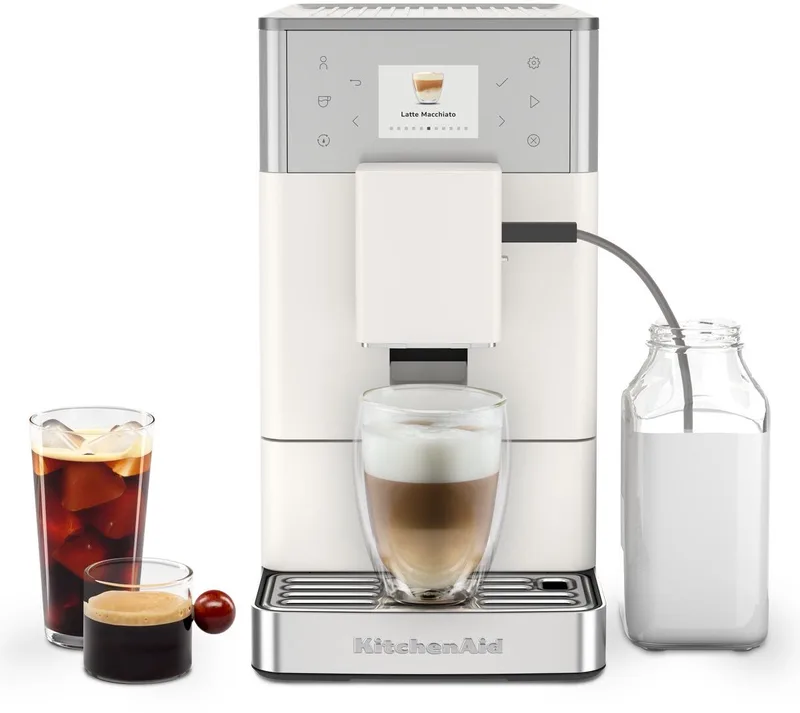 KF3 Volautomatische Espressomachine met IJskoffiefunctie - 5KES8453EPL van KitchenAid in Porcelain White – productfoto