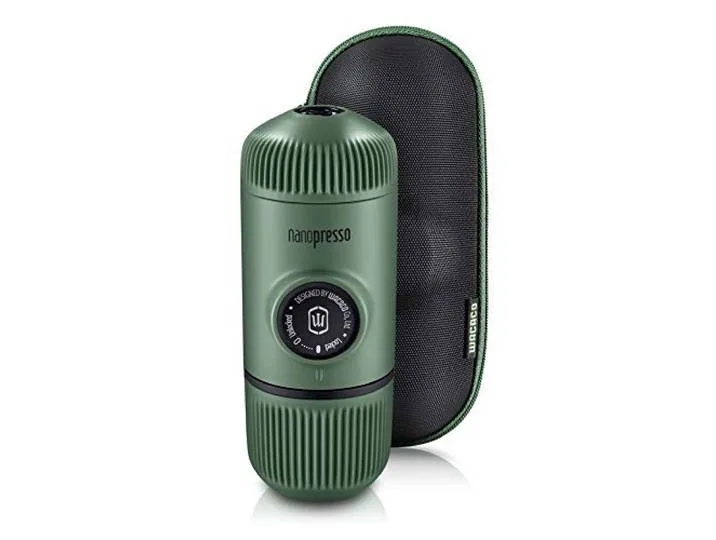 WACACO Nanopresso Machine à Expresso Portable\, livrée avec le S-Case Nanopresso\, Version Améliorée de Minipresso\, Cafetière de Voyage\, Actionné Manuellement\, Vert Mousse by Nespresso – product photo