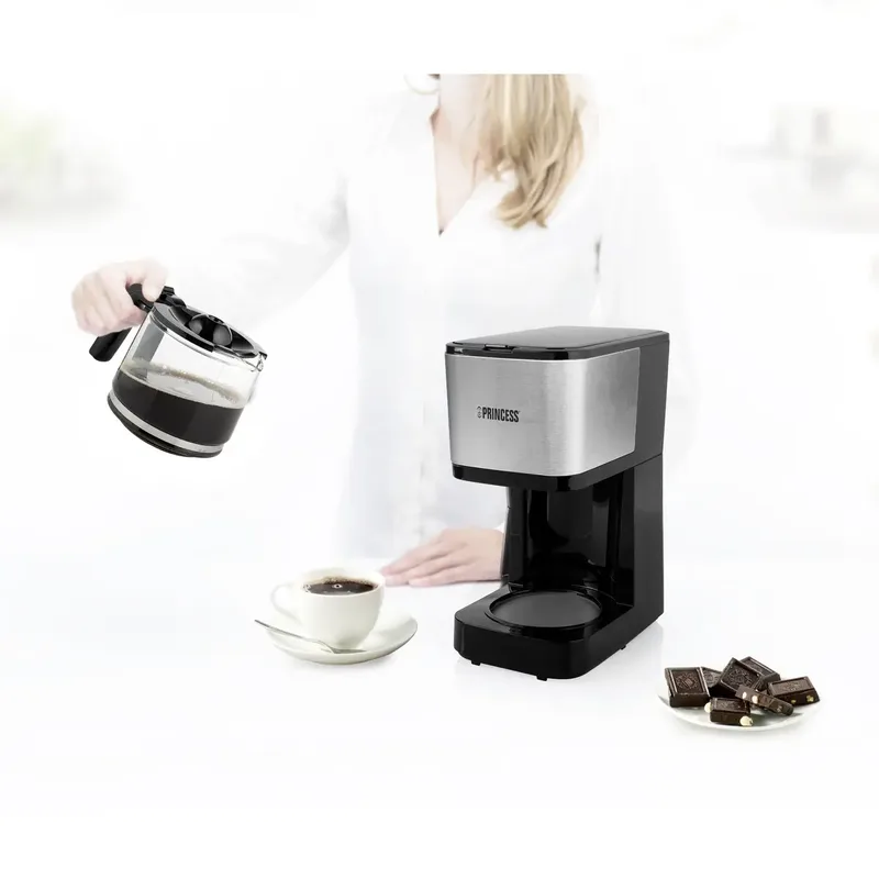 Princess 246030 Compact 8 - Filter-koffiezetapparaat - 750 ml van Princess in Zwart – productfoto 2 van 3