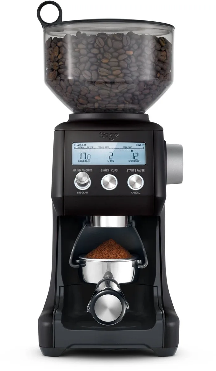 the Smart Grinder Pro Black Truffle SCG820BTR - Elektrische koffiemolen van Sage in Black Truffle – Mat zwart – productfoto