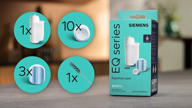 TZ80004A - Verzorgingsset voor koffieautomaten - 10 reinigingstabletten - 3 Ontkalkingtabletten - Brita Intenza waterfilter - Borsteltje van Siemens – productfoto