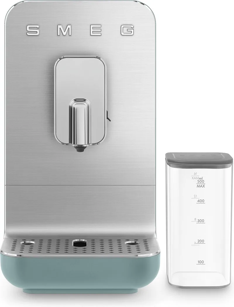 BCC13EGMEU Volautomatische Espressomachine - Geïntegreerd Melksysteem - Koffiemachine met Bonenmaler - 19 Bar - Thermoblock - Bean-to-Cup - 9 Koffie- & Melkspecialiteiten - Collezione - Mat van Smeg in Emerald Green – productfoto