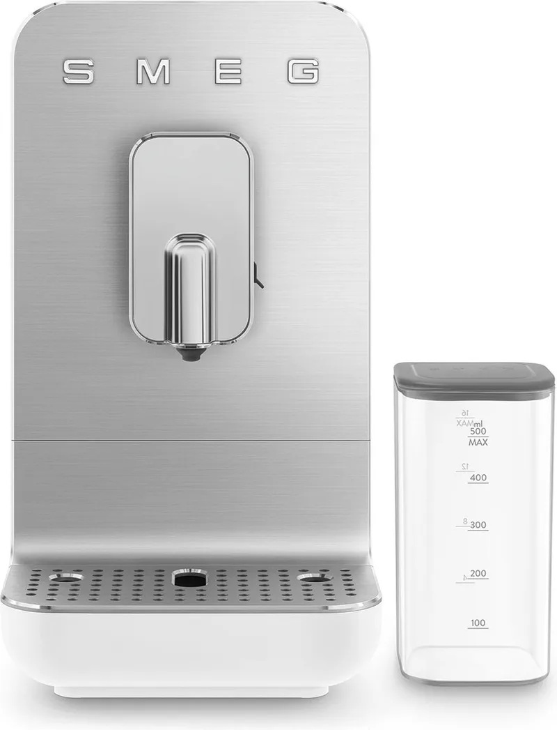 BCC13WHMEU Volautomatische Espressomachine - Geïntegreerd Melksysteem - Koffiemachine met Bonenmaler - 19 Bar - Thermoblock - Bean-to-Cup - 9 Koffie- & Melkspecialiteiten - Collezione van Smeg in Mat Wit – productfoto