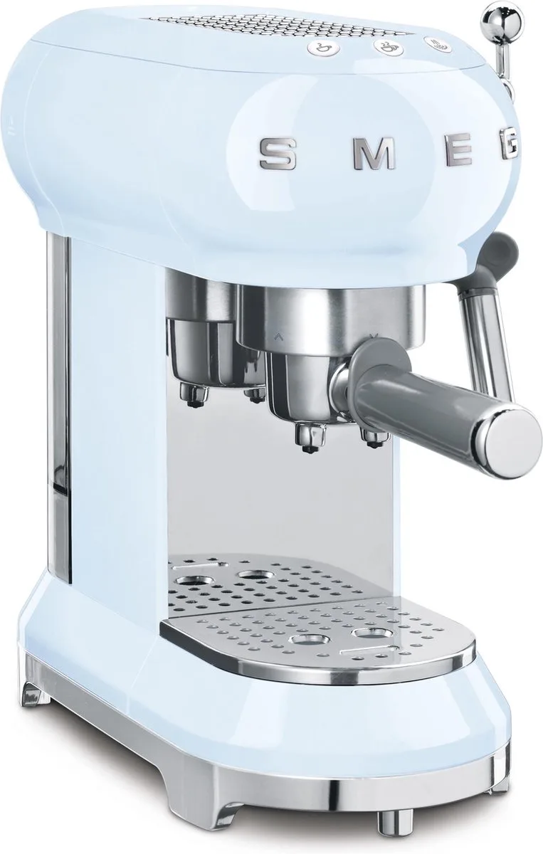 ECF01PBEU - Handmatige espressomachine - Stoompijp van Smeg in Pastelblauw – productfoto