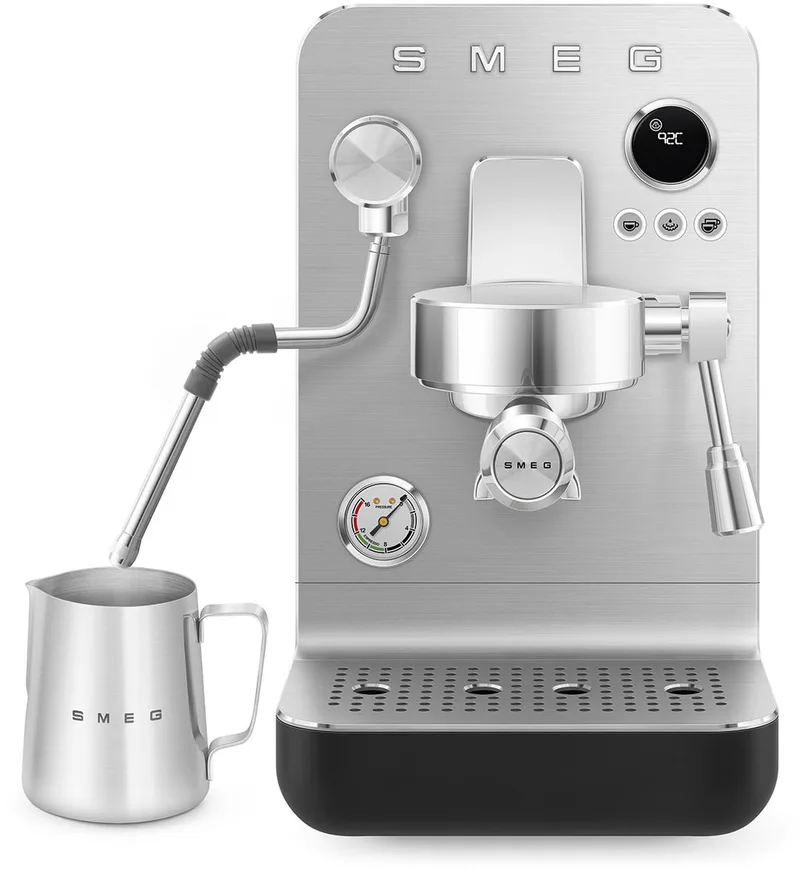 EMC02BLMEU MiniPro Handmatige Espressomachine - Pistonmachine - 15 Bar - 58 mm Filterdrager - Triple Thermoblock - PID Temperatuurregeling - Professionele Stoompijp - Collezione by Smeg in Mat Zwart – product photo